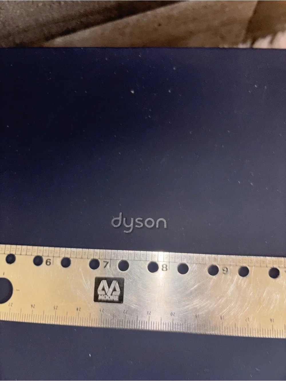 Dyson sleek oval